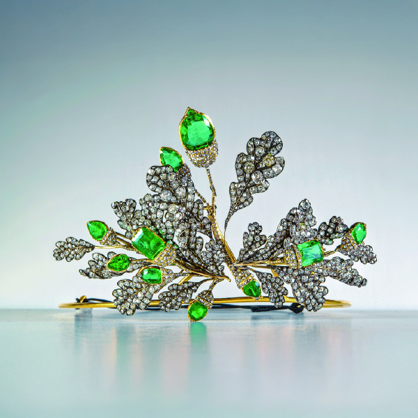 橡樹葉與橡果冠冕（可轉換為三枚胸針）