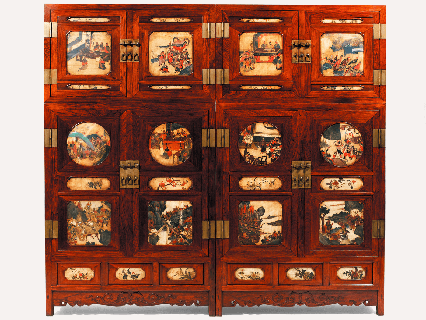 Pair of cabinets with scenes from the Romance of the Three Kingdoms
