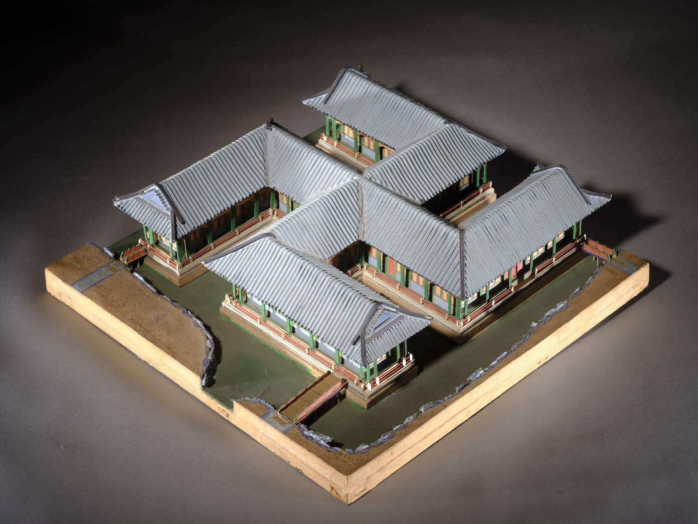 Model of the Hall of Universal Peace in Yuanming yuan