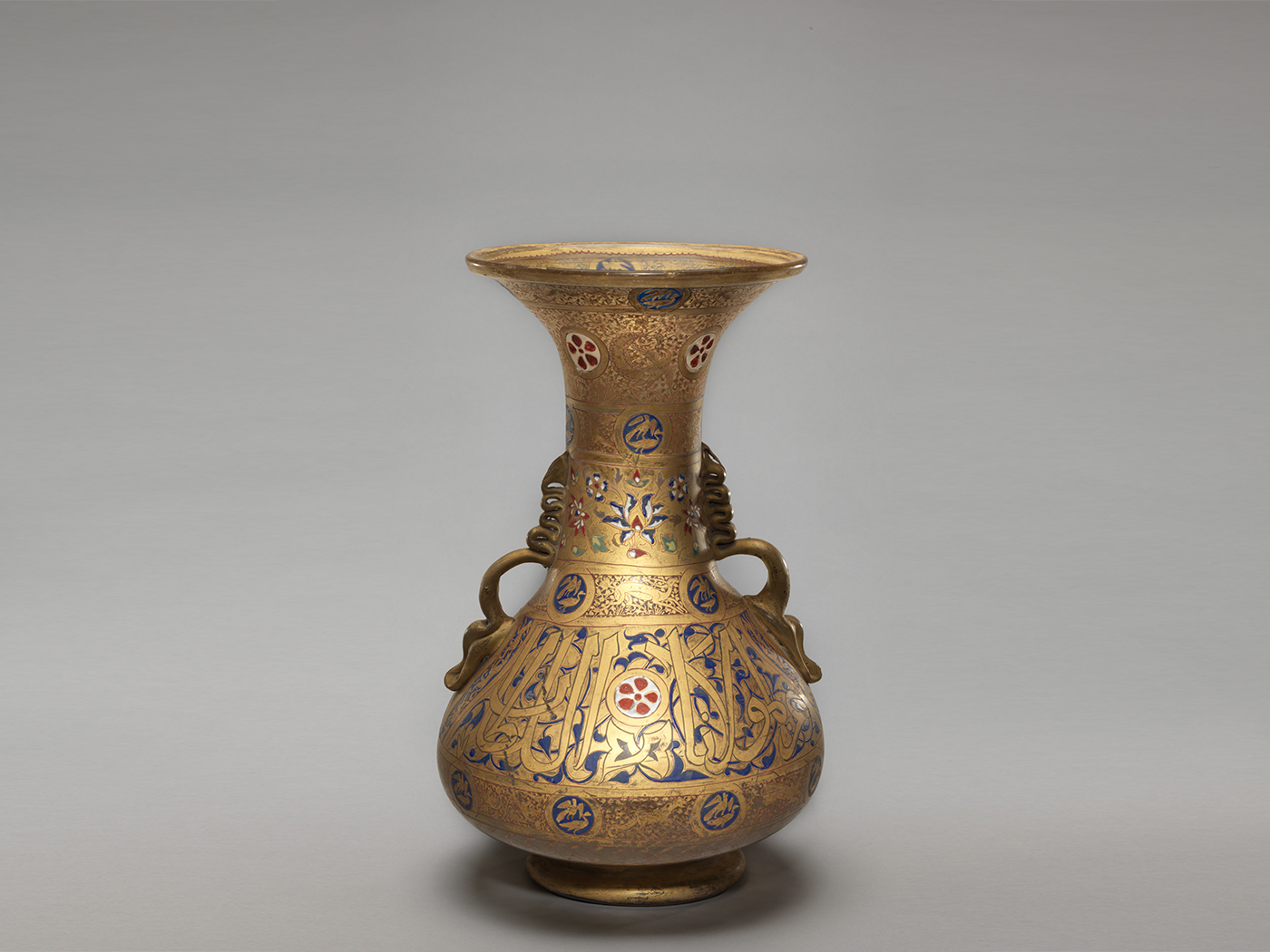 Mosque lamp with a verse from Qur’an